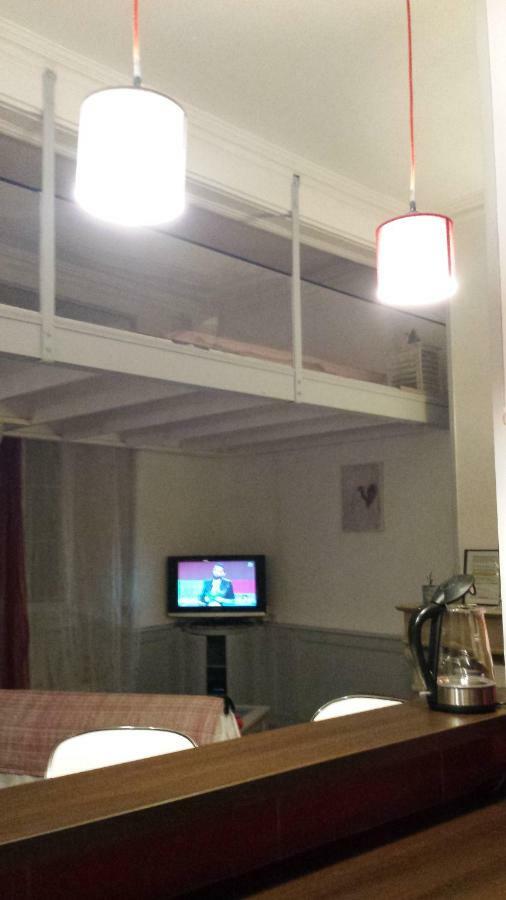 Coquet Studio En Mezzanine Nuit Pour 2 Personnes سانت-غيرونز المظهر الخارجي الصورة